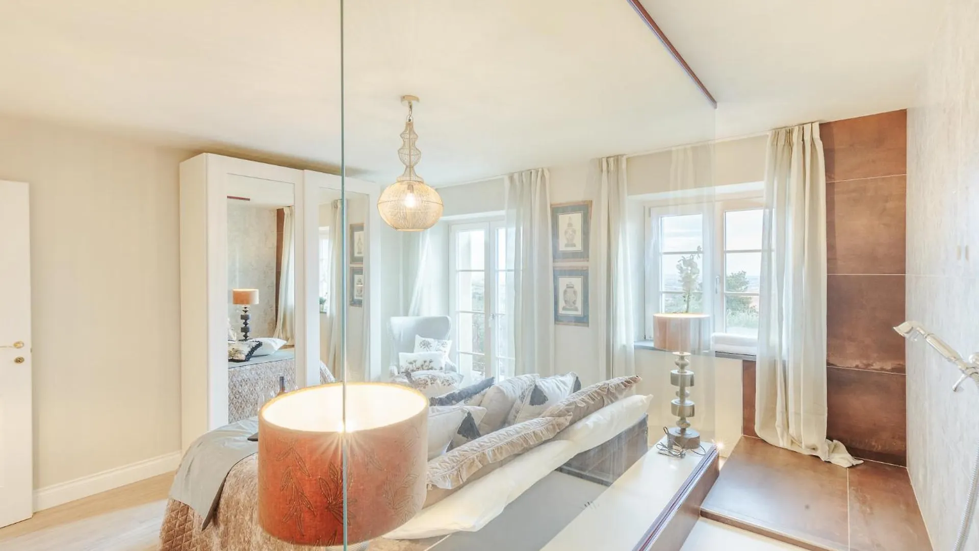 Villa Asti: Where Luxury Meets Limitless View Capannori 0*,