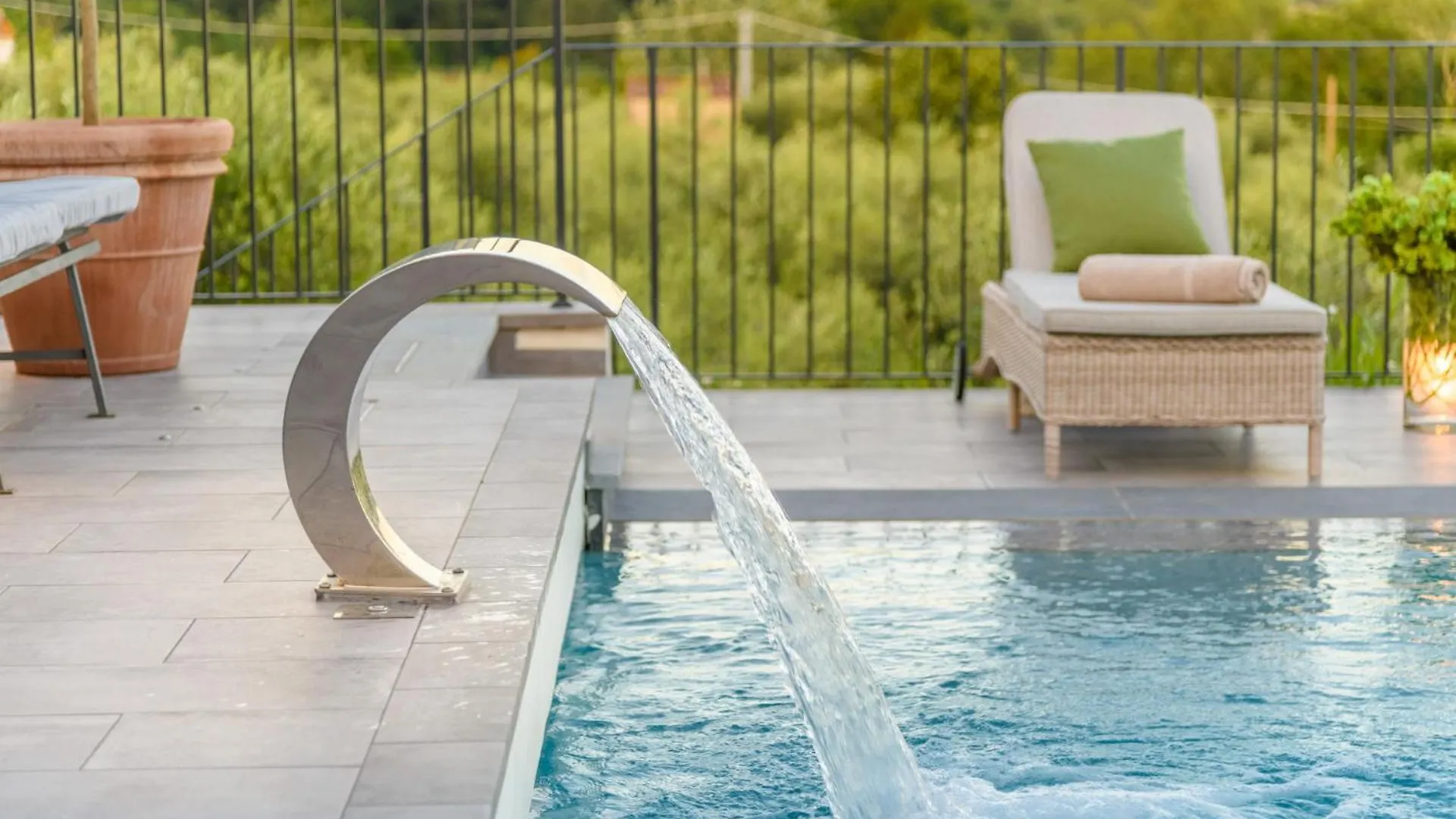 Villa Asti: Where Luxury Meets Limitless View Capannori