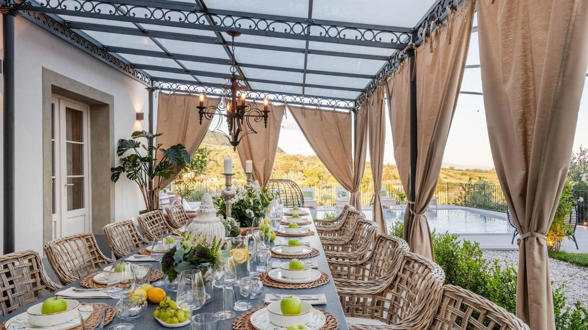 Villa Asti: Where Luxury Meets Limitless View Capannori